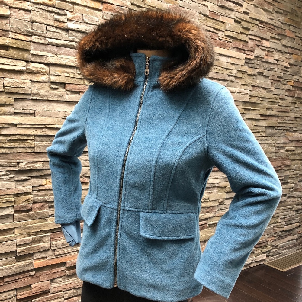 Casual fleece hooded hiking jacket